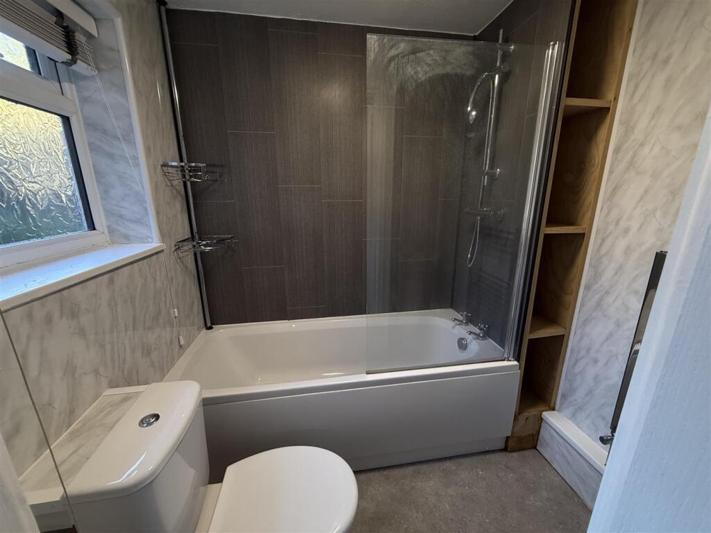 House in Doncaster - View 4