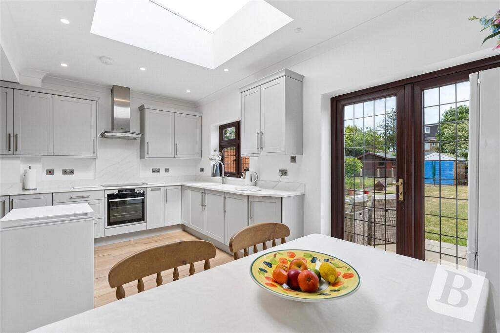 4-bed semi-detached on Canon Avenue, Chadwell Heath, RM6, £550,000