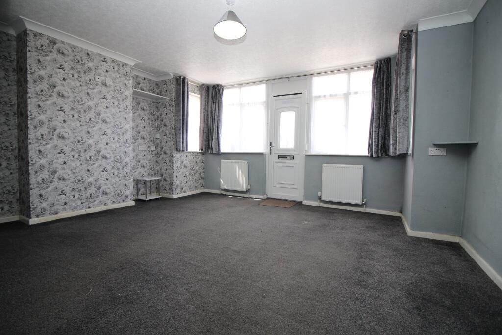 St. Christophers Way, Jaywick, Clacton-on-Sea photo 3