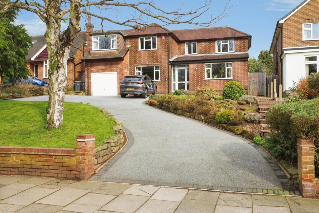 Main image of property: Moor Lane, Bramcote, Nottingham, Nottinghamshire, NG9
