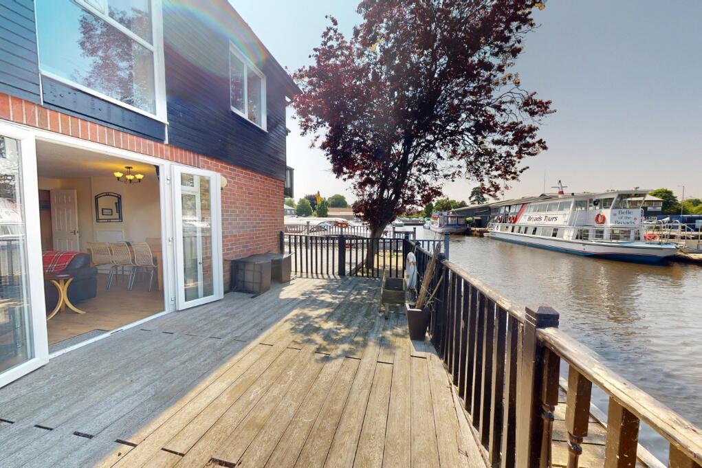 House in Broadland, Wroxham - View 5