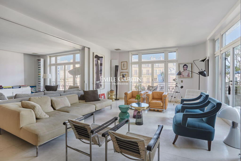 Main image of property: Paris-Isle of France, Paris, Paris 06