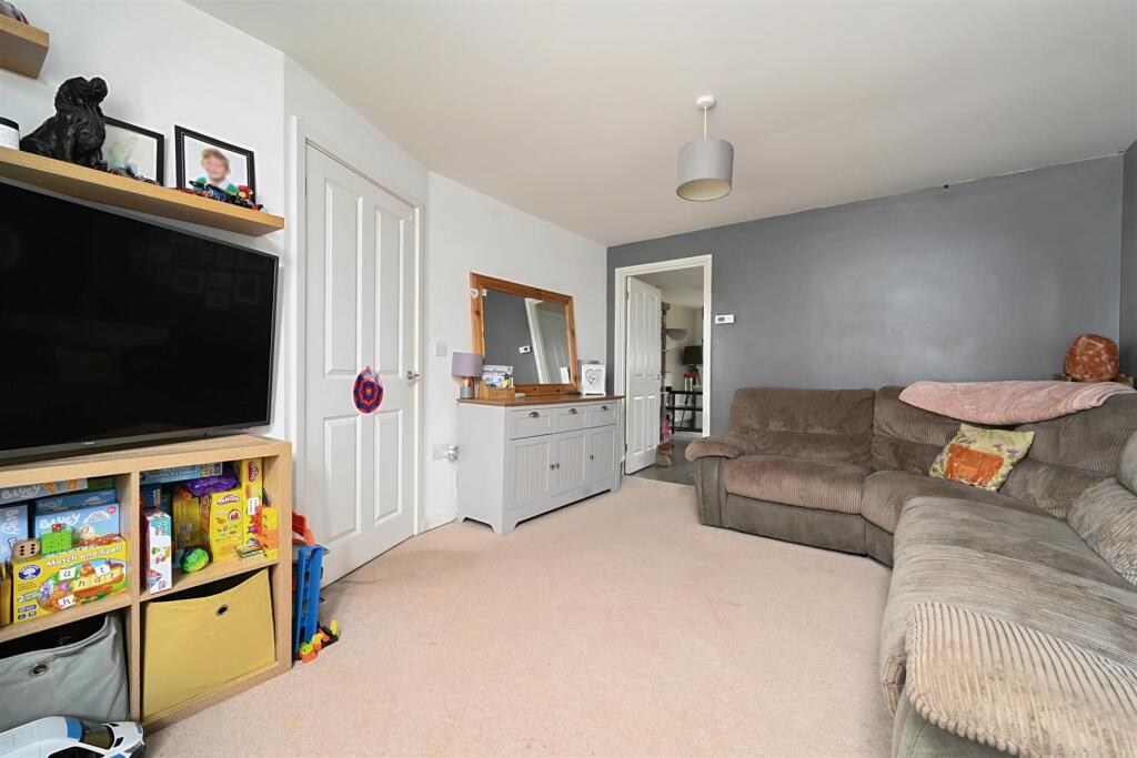 House in Henfield - More