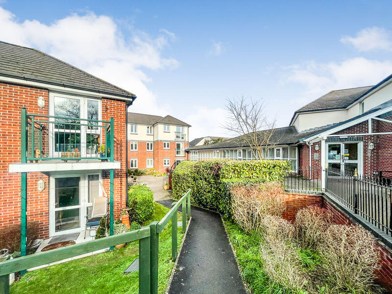 Main image of property: Fielders Court, Kenilworth Gardens, West End, SO30