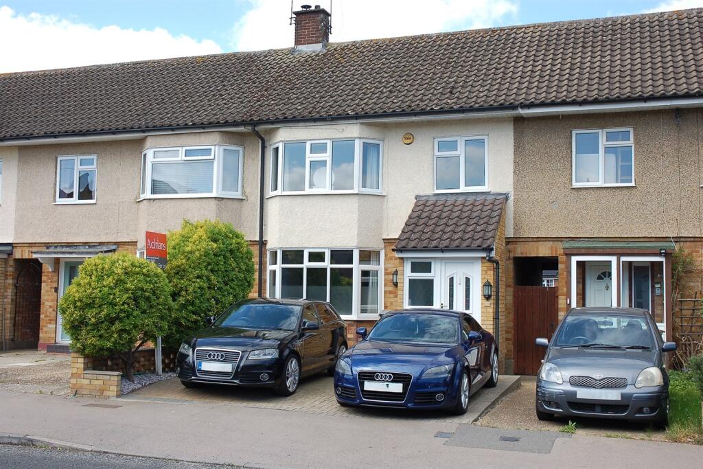 Main image of property: Gloucester Avenue, Chelmsford, CM2 9DU