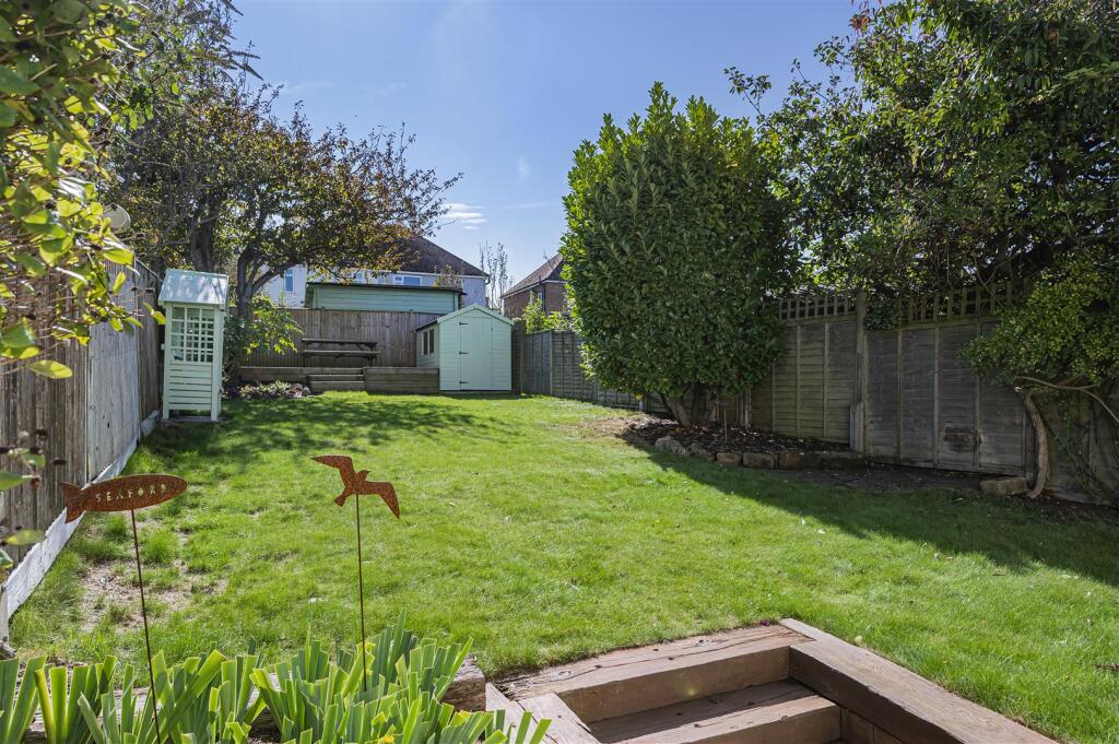 Stafford Road, Seaford photo 4