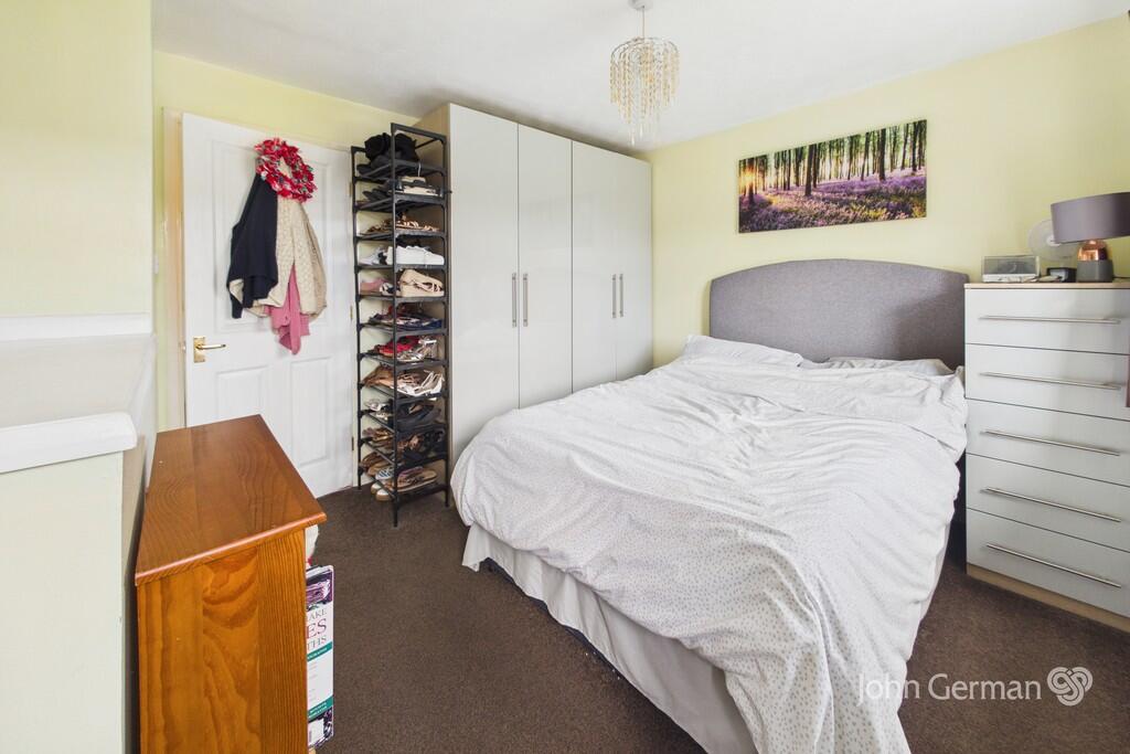 House in Rushcliffe, East Leake - More