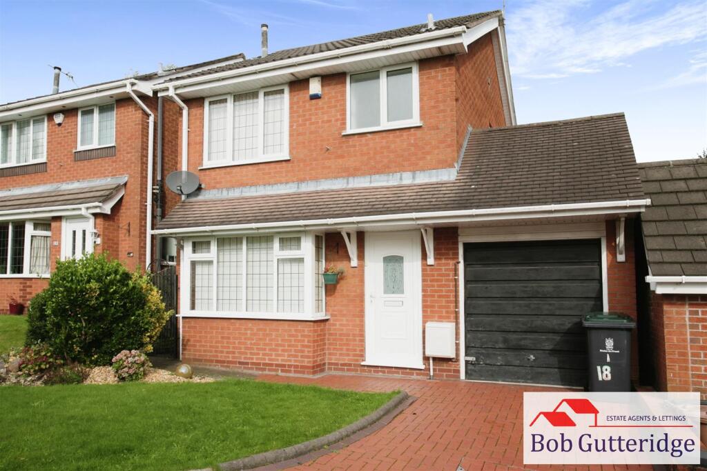 3-bed detached on Westmarsh Grove, Burslem, Stoke on Trent, £184,950