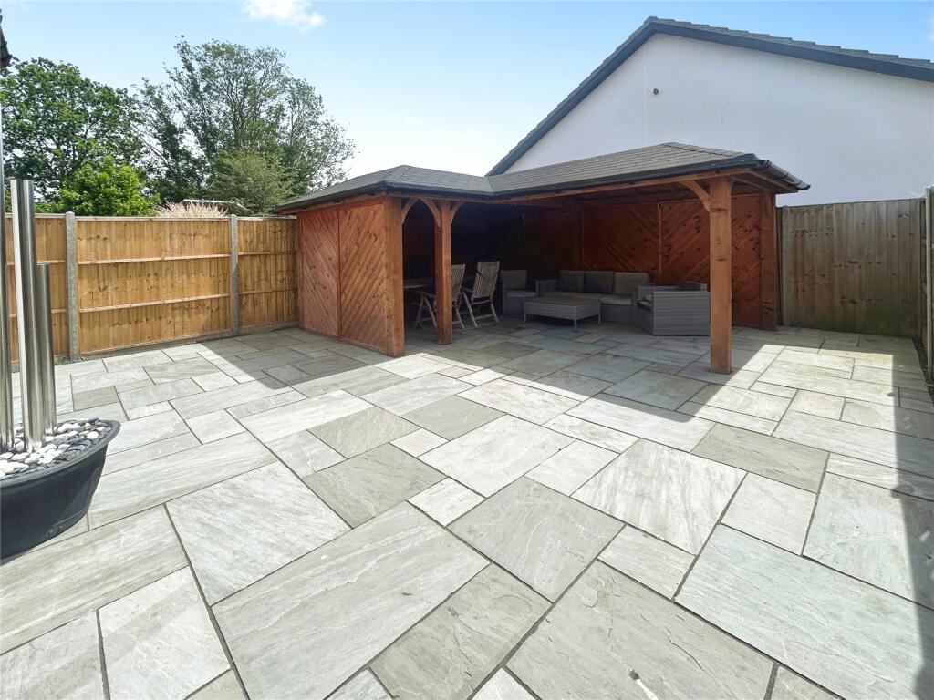 House in Havant, Emsworth - More