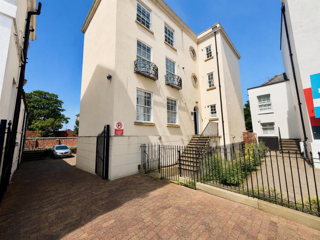 Main image of property: Brunswick Square, Gloucester, GL1