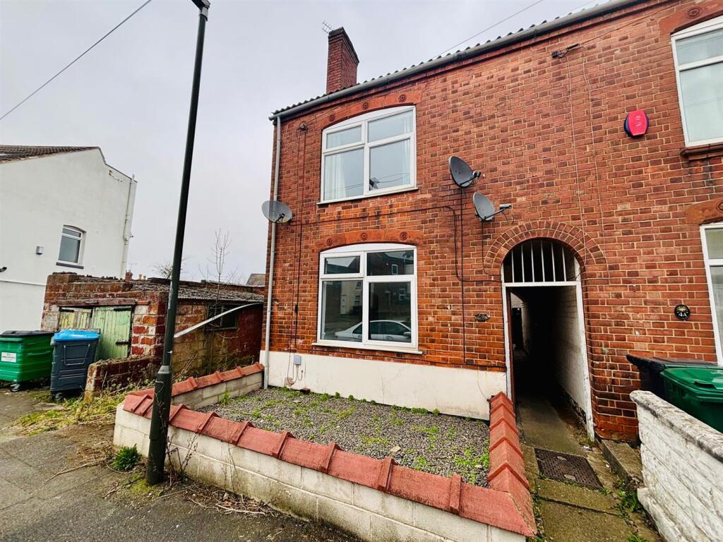 Main image of property: Weston Street, Swadlincote DE11 9AT