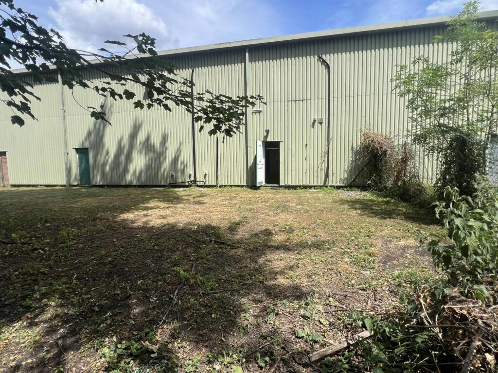 External 2.jpg