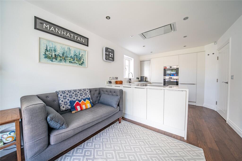 House in Leeds - View 5