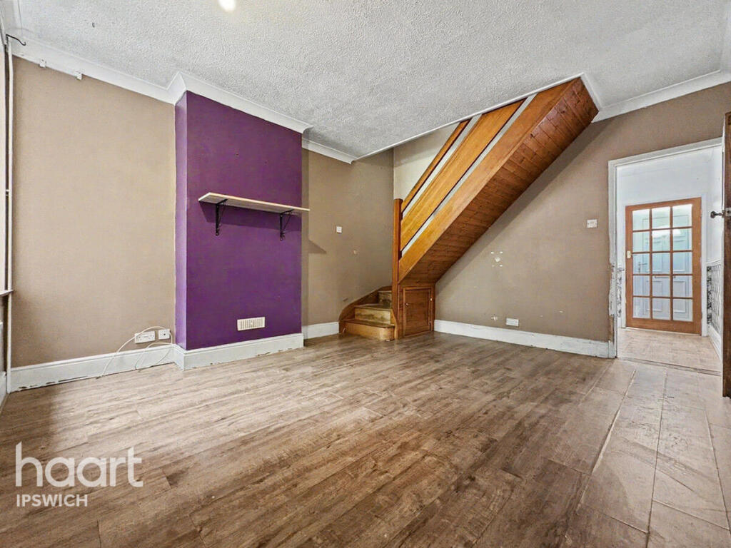 Tuddenham Avenue, Ipswich - View 4
