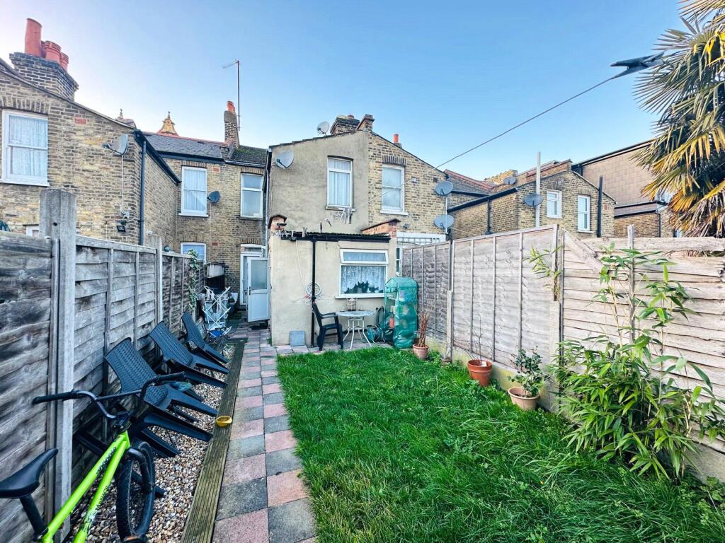 3 bedroom terraced house for sale in Nelgarde Road, London, SE6