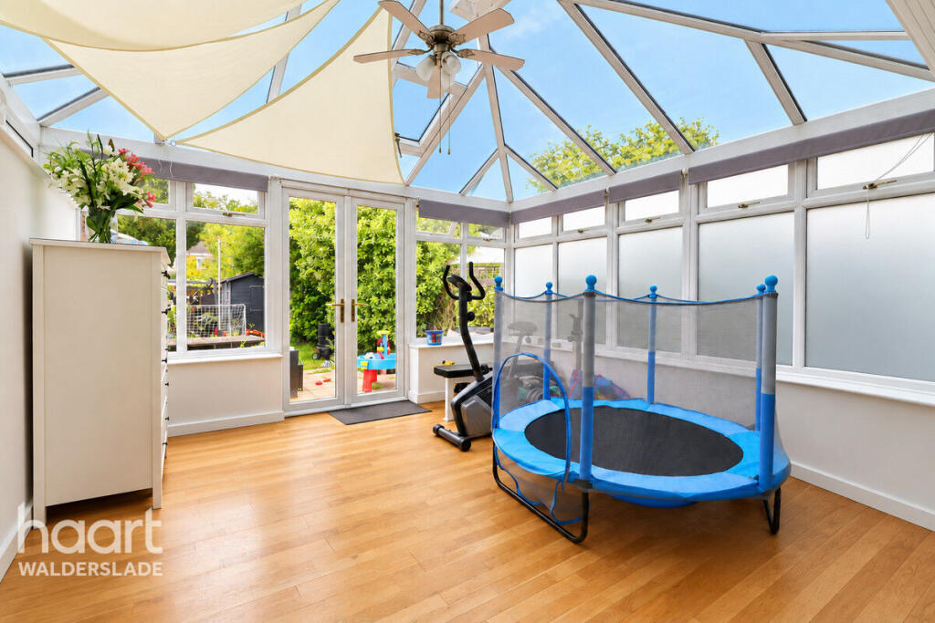 Main image of property: Tadburn Green, Chatham