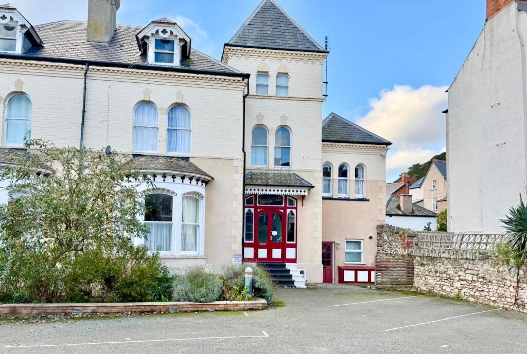 Main image of property: Arvon Avenue, Llandudno