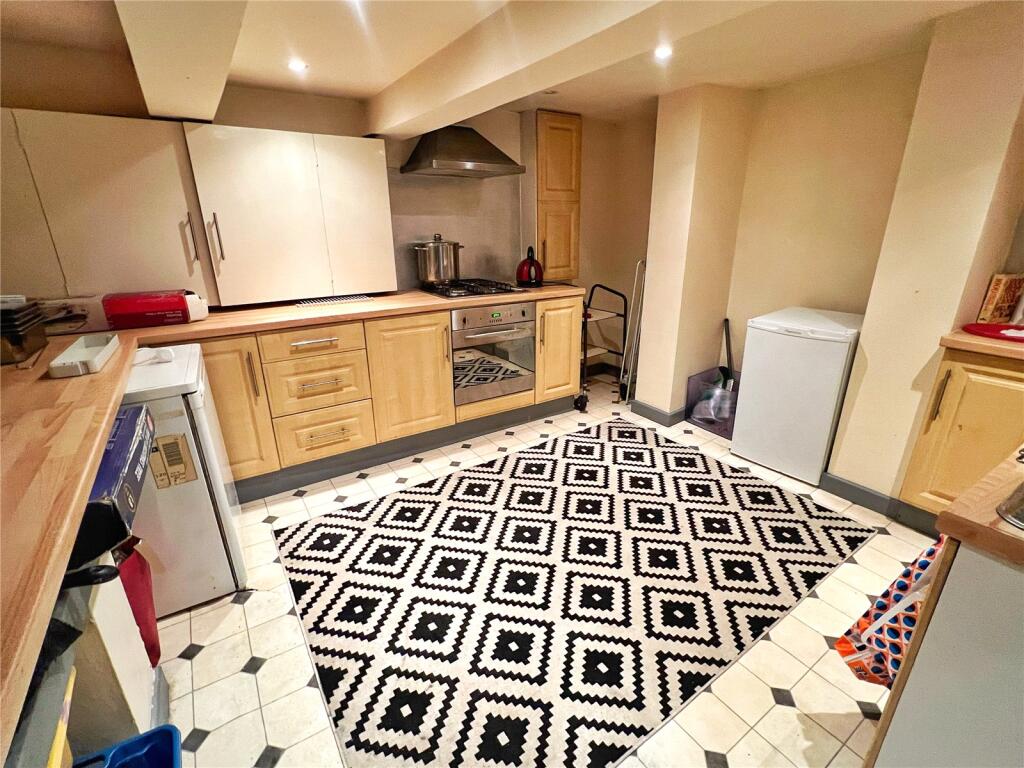 House in Tameside, Greater Manchester - View 3