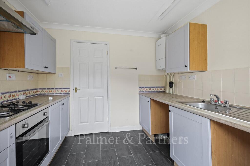 House in Ipswich - View 5