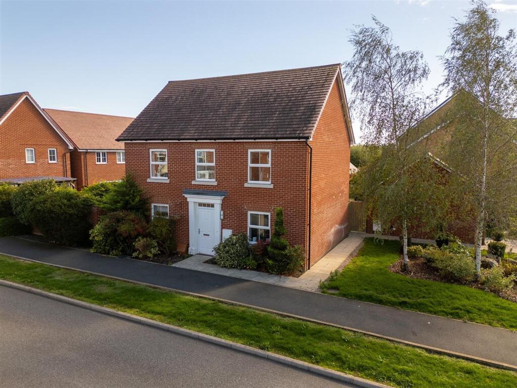 House in Broughton, Kingsbrook