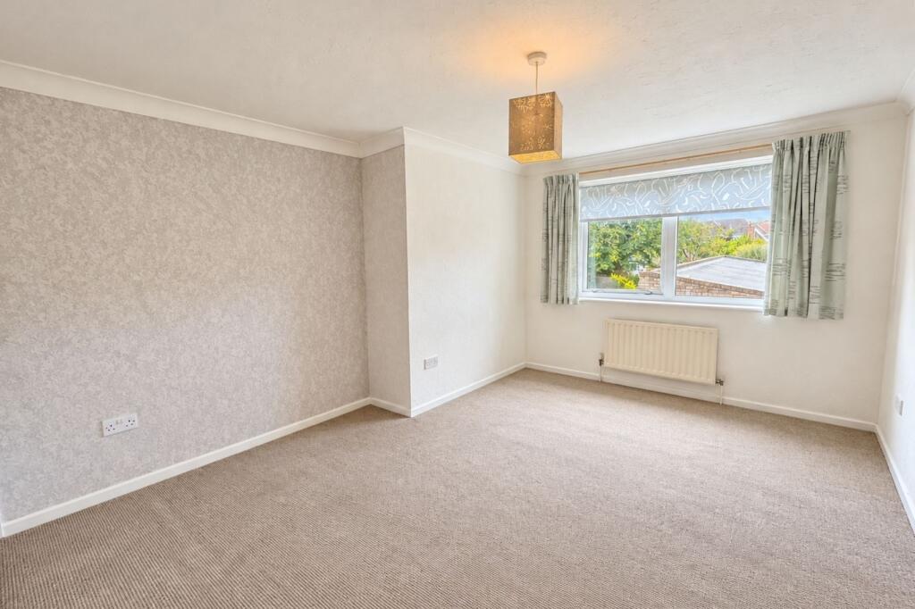 Apartment in Christchurch, Walkford, Highcliffe - More