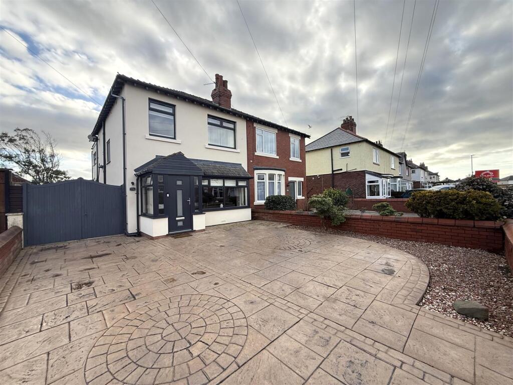 Main image of property: St. Leonards Road East, Lytham St. Annes