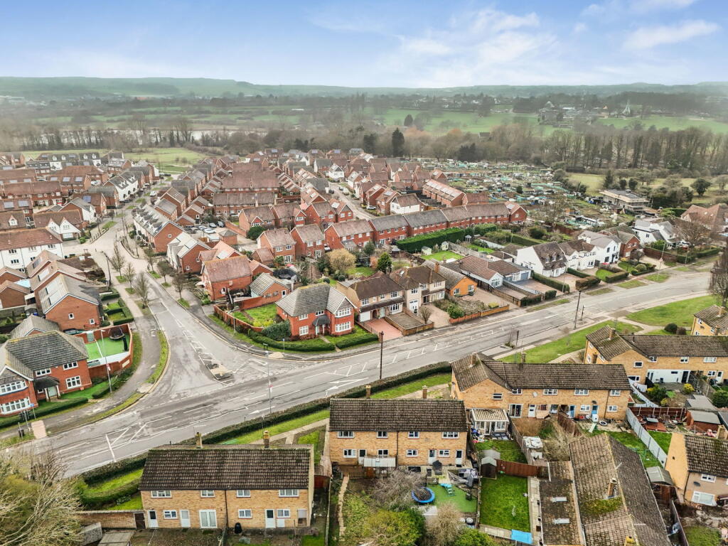 House in Barton Seagrave, North Northamptonshire - View 3