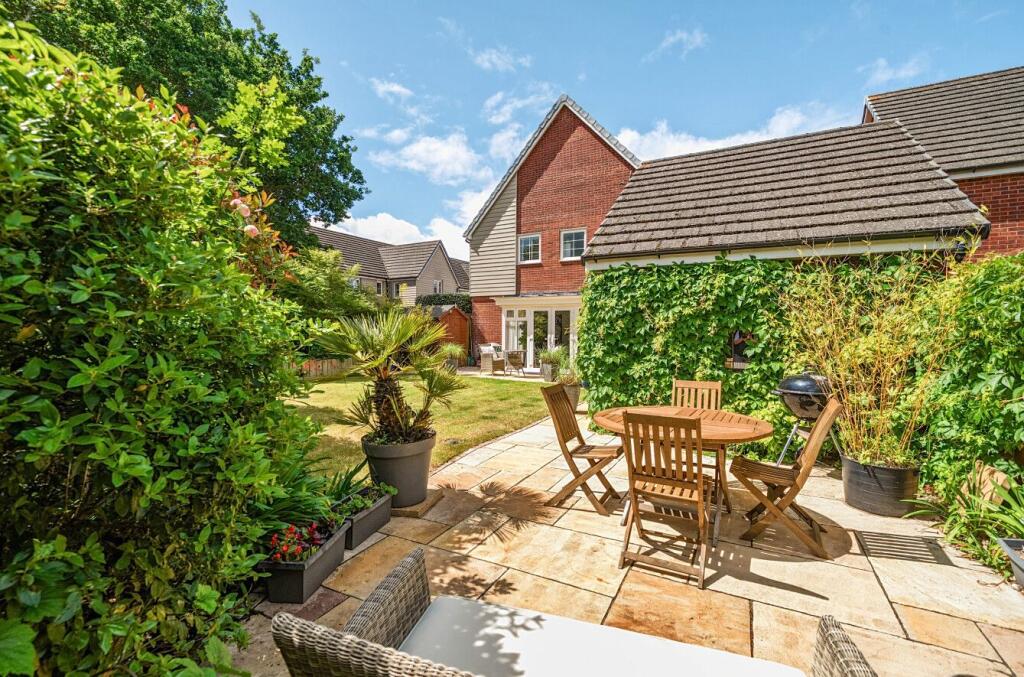 House in Exeter, Newcourt - View 5