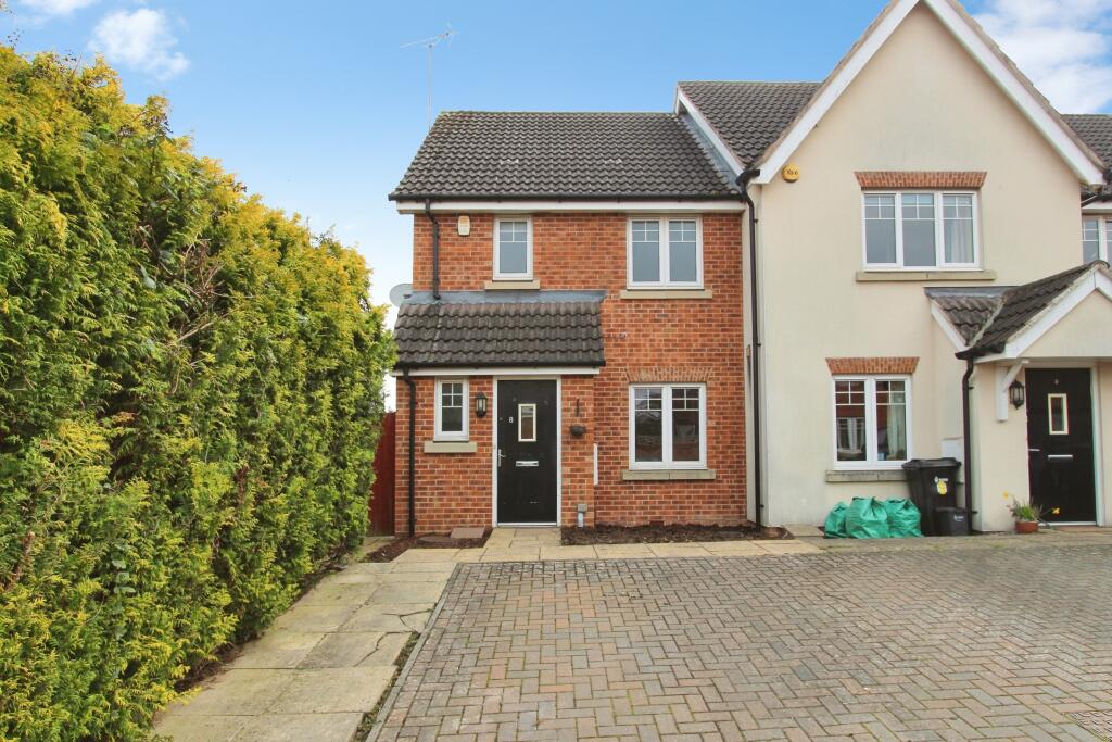 Main image of property: Hilltop Gardens, Reading, Spencers Wood, RG7