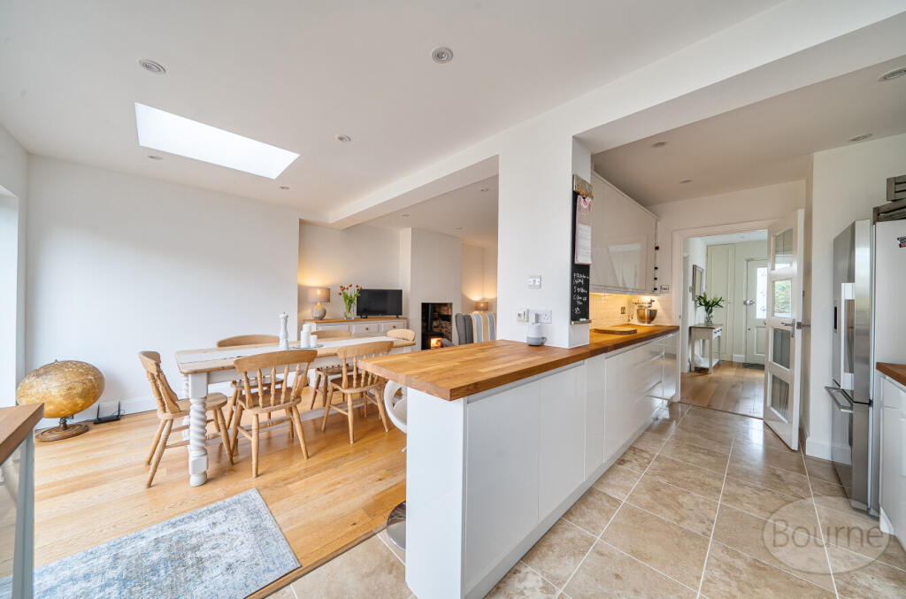 House in Elmbridge, Cobham - View 2
