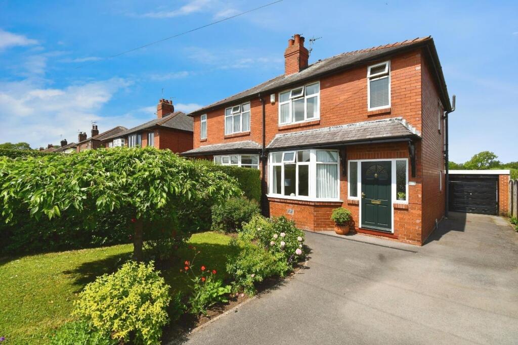 Main image of property: Whitcliffe Lane, Ripon