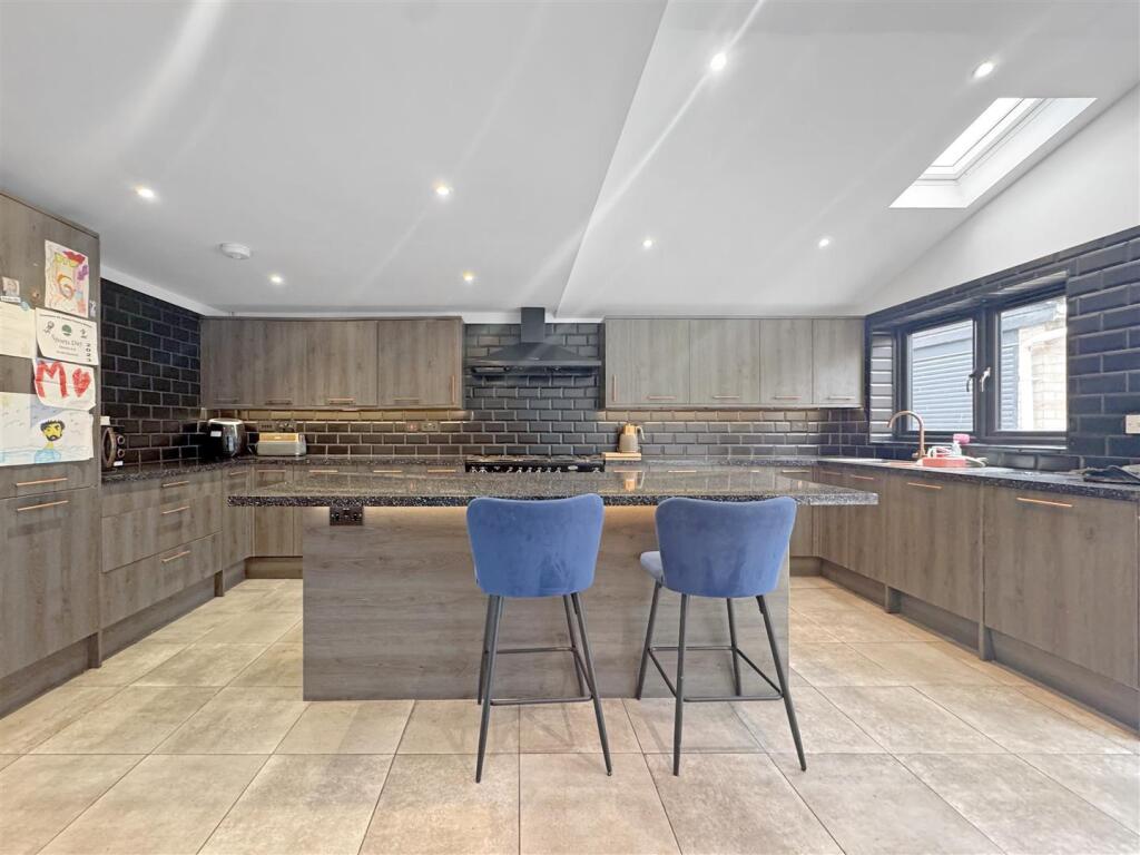 House in Leicester - More