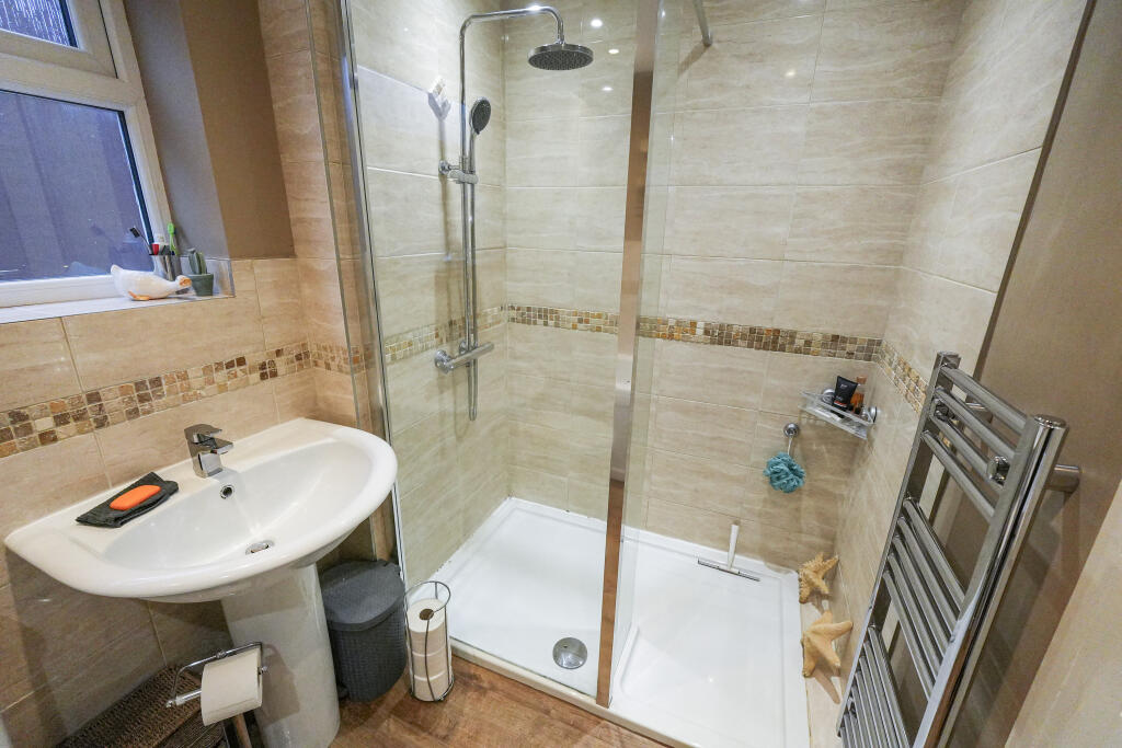 Additional image 23 of Barnfordhill Close, Oldbury, B68