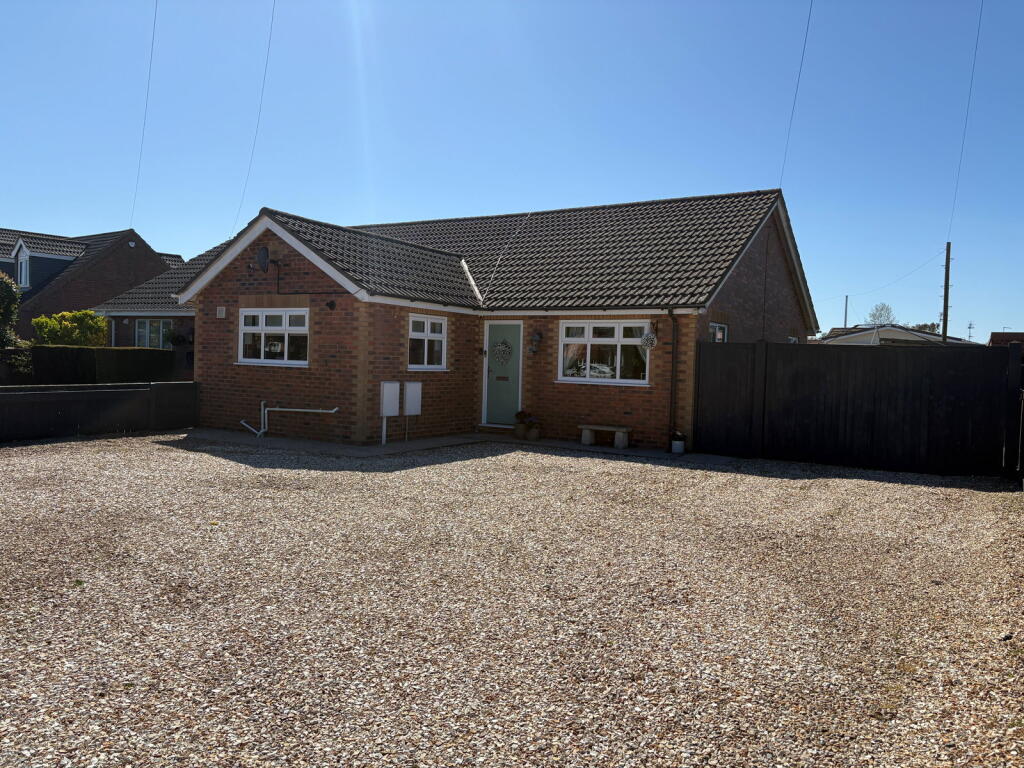 Main image of property: 85 Beacon Way, Skegness, Lincolnshire, PE25 1HL