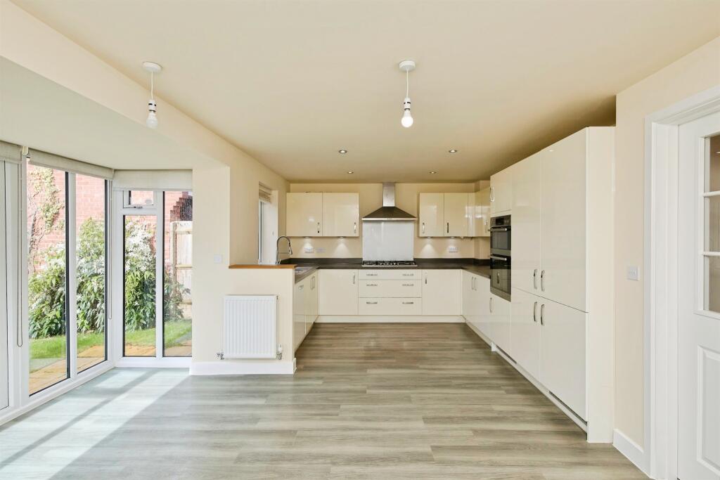House in South Derbyshire, Drakelow - More
