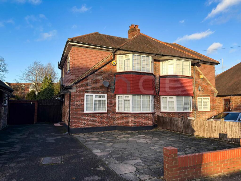 Main image of property: 3 Double bedroom house in Ranelagh Close HA8