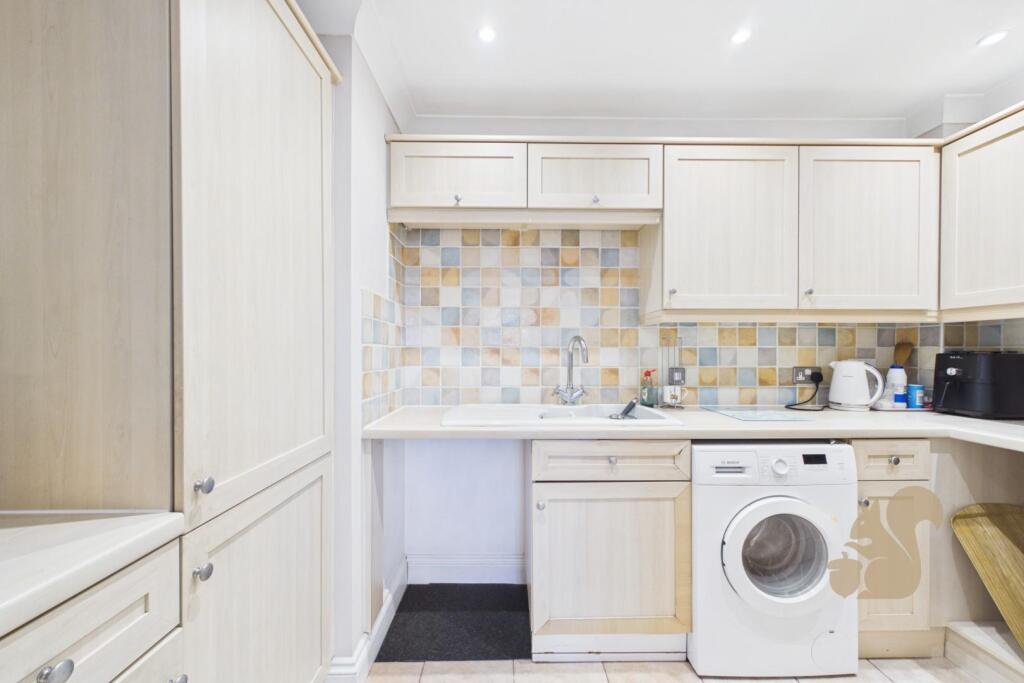 Apartment in Colchester, Stanway - View 5