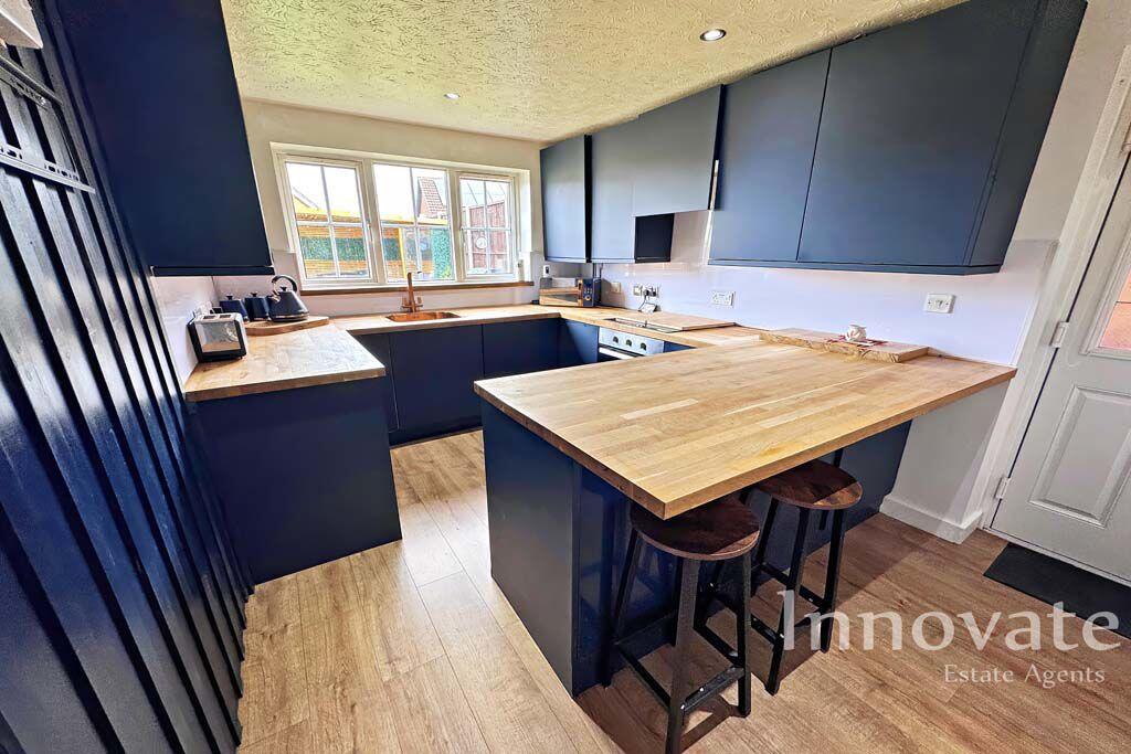 House in Sandwell, West Midlands - View 4