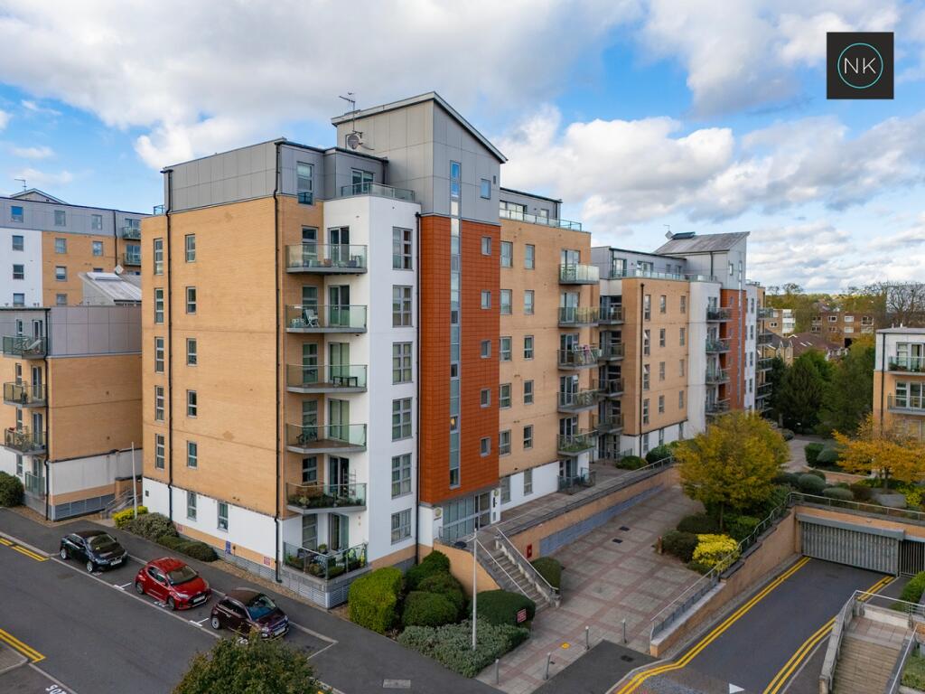 Main image of property: Kingswood Heights, Queen Mary Avenue, South Woodford, London, E18 2FP