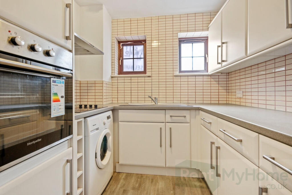 Main image of property: Athol Square, London