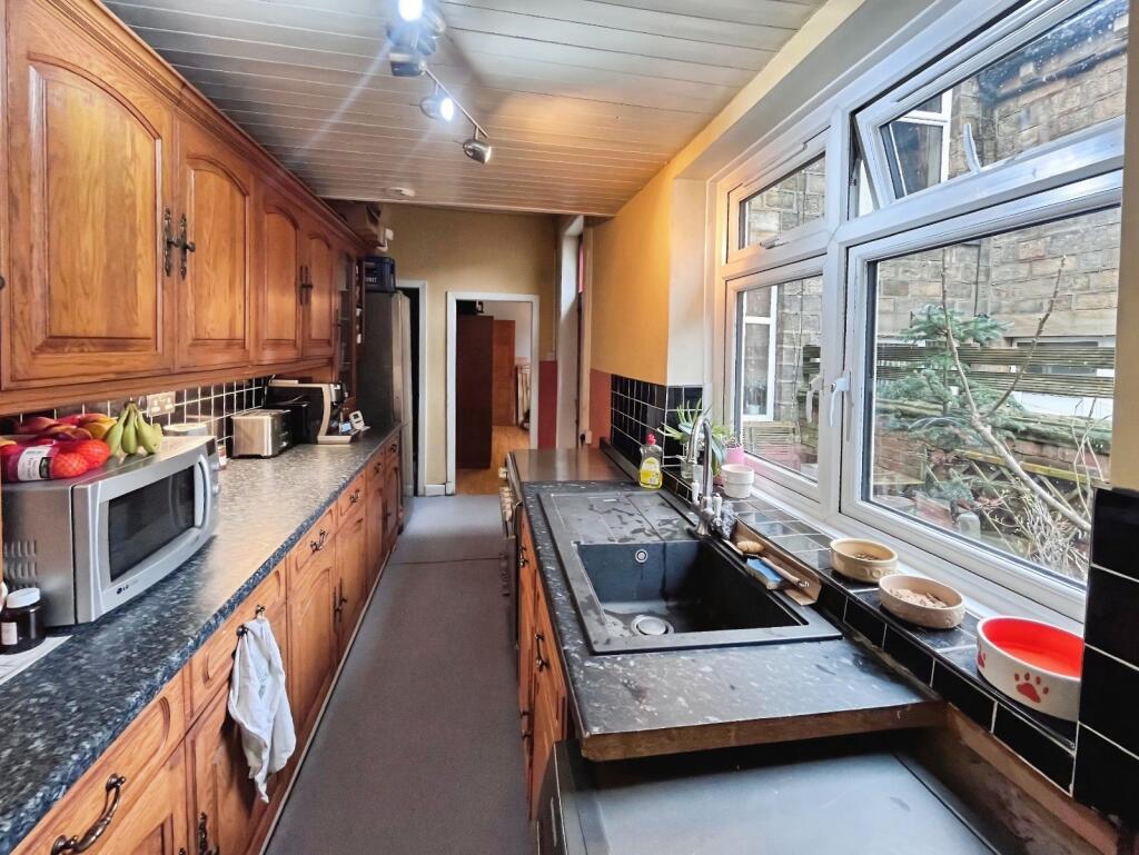Wellington Road, Todmorden, OL14 photo 3