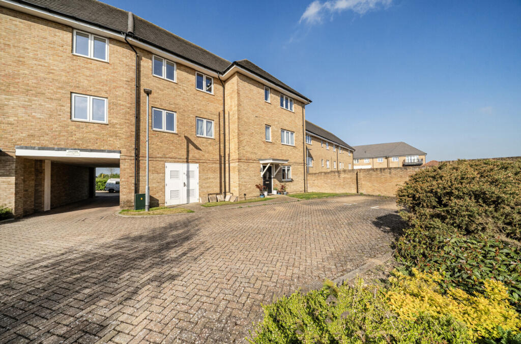 Main image of property: Ellwood Fields, Binfield, Bracknell, Berkshire, RG42
