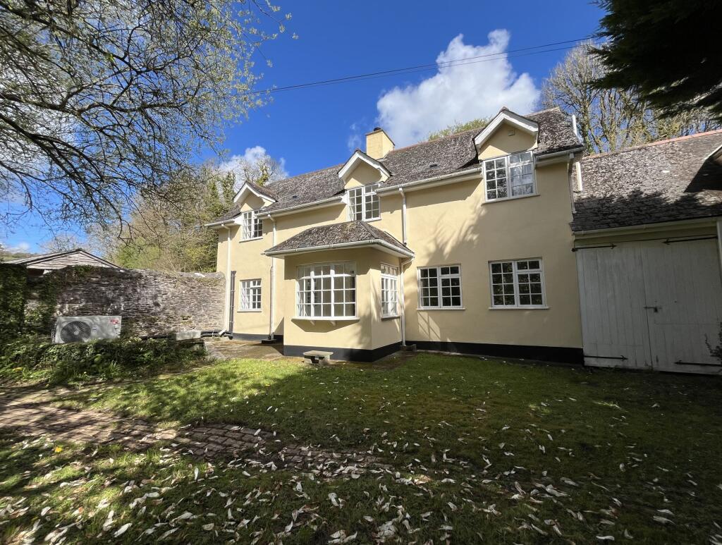 Main image of property: North Huish, South Brent