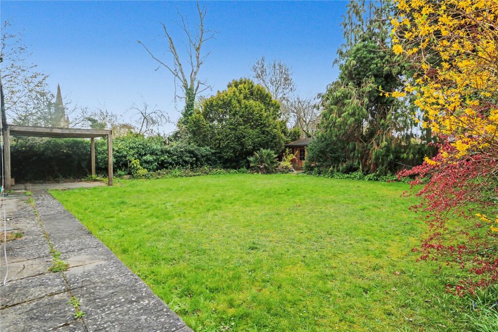 House in Kingston upon Thames - View 4