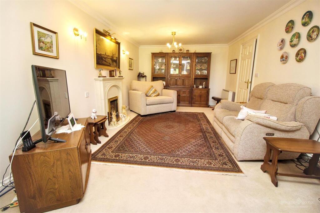 Bath Road, Calcot, Reading photo 3