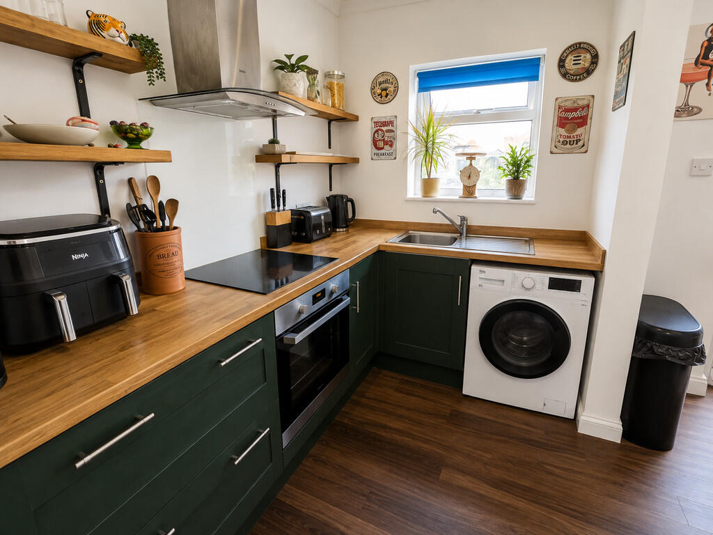 St Richards Road, Portslade photo 4