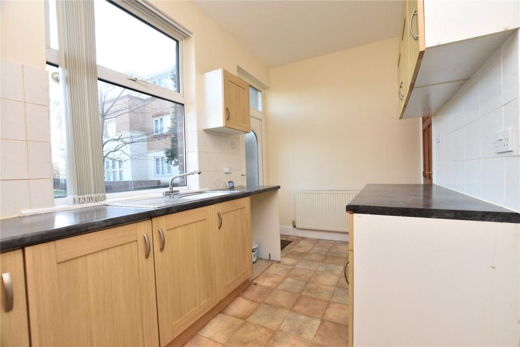 House in Bradford - View 5