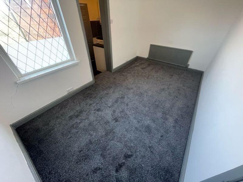 Main image of property: Un-furnished studio flat to rent, all bills included, Hunt Street, Old Town
