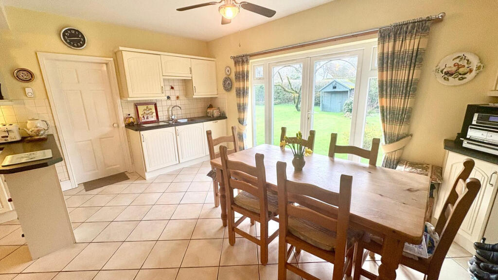 Dunstan Lane, Neston, CH64 8 photo 4