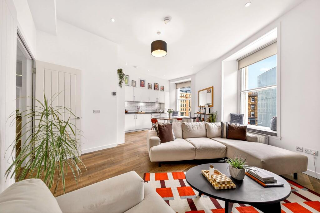 Apartment in Edinburgh, Tollcross - View 3